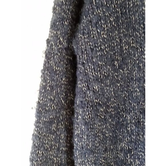 BCBGENERATION Women Sweater Preowned Long Sleeves Navy Blue White MEDIUM LARGE - Picture 8 of 10